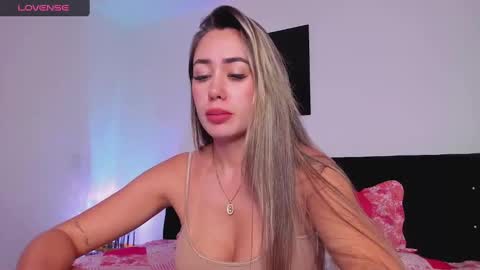 Snapshot of stacy_malibu1 chatting on 03.12.25 TWstacymalibu110 online show from 03.12.25