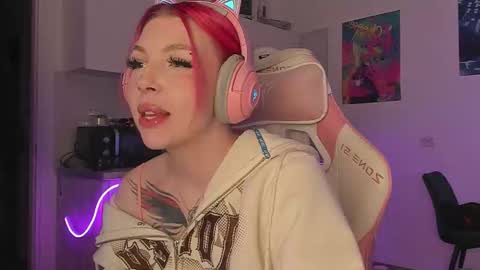 Snapshot of stacy_quinst chatting on 02.17.26 Stacy online show from 02.17.26