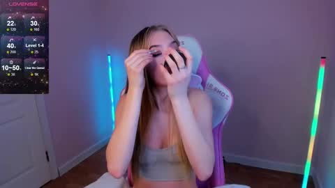 Stacy Mon Tue Wed Thu Fri Sun GMT GMT 3 1000am - 0400pm  online show from 01.31.25