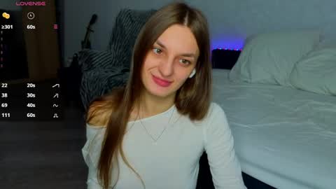 Snapshot of stacy_sexylips chatting on 05.17.26 Sexy lips online show from 05.17.26