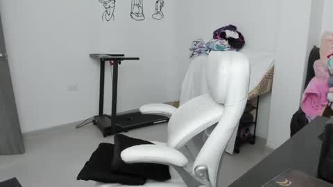 Zulma Yisset online show from 05.04.26