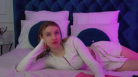 Snapshot of stacyevancesss chatting on 02.23.26 StacyEvances online show from 02.23.26