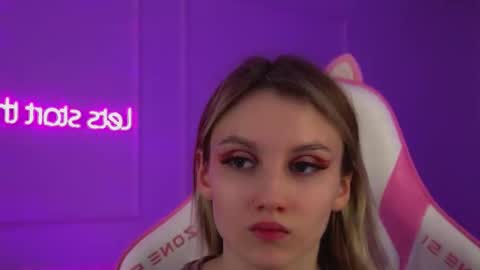 Snapshot of stacyevancesss chatting on 03.01.26 StacyEvances online show from 03.01.26