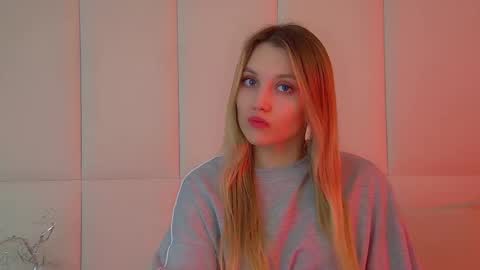 Snapshot of stacyevancesss chatting on 03.16.26 StacyEvances online show from 03.16.26