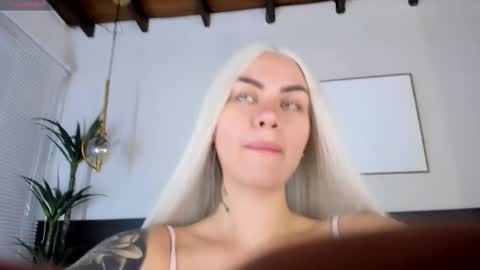 Stacy Rigel online show from 10.20.25