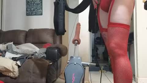 Snapshot of stacytasteme chatting on 12.29.24 Submissive Slut LOVES adoration online show from 12.29.24