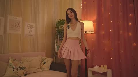 Snapshot of starfromsky chatting on 02.23.26 Chloe online show from 02.23.26