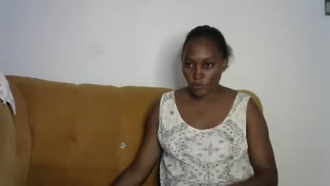 Snapshot of stargirl880271 chatting on 01.14.25 isha online show from 01.14.25