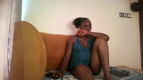 Snapshot of stargirl880271 chatting on 01.21.25 isha online show from 01.21.25