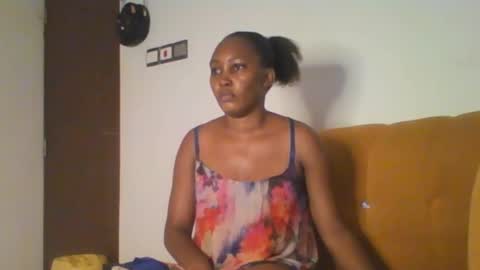Snapshot of stargirl880271 chatting on 01.28.25 isha online show from 01.28.25