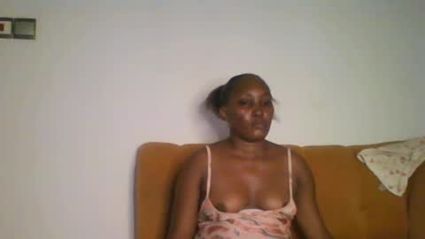 Snapshot of stargirl880271 chatting on 02.08.25 isha online show from 02.08.25