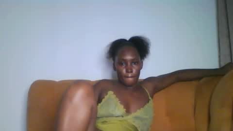 Snapshot of stargirl880271 chatting on 02.18.25 isha online show from 02.18.25