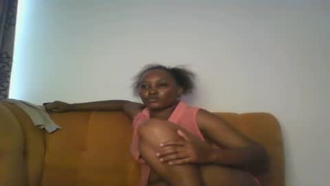 Snapshot of stargirl880271 chatting on 09.18.25 isha online show from 09.18.25