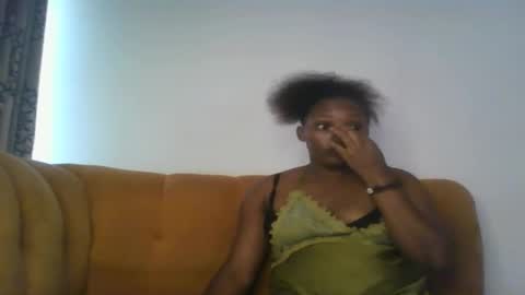 Snapshot of stargirl880271 chatting on 10.05.25 isha online show from 10.05.25