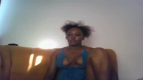 Snapshot of stargirl880271 chatting on 10.20.25 isha online show from 10.20.25