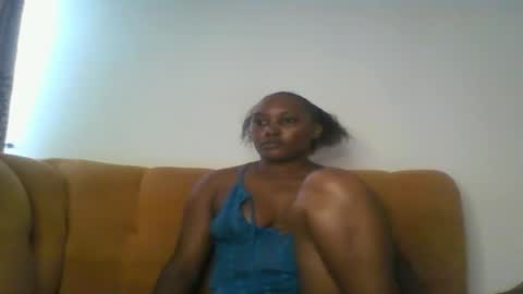 Snapshot of stargirl880271 chatting on 10.25.25 isha online show from 10.25.25