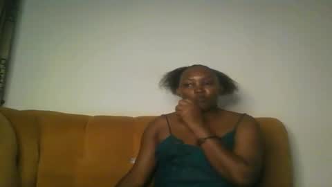 Snapshot of stargirl880271 chatting on 10.26.25 isha online show from 10.26.25