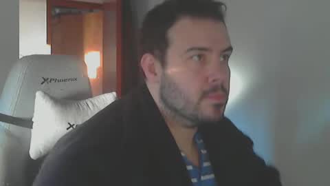 Snapshot of stark_86 chatting on 01.12.25 stark_86 online show from 01.12.25