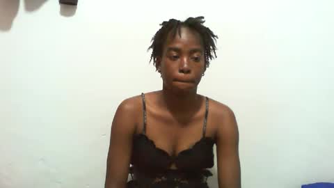 Snapshot of starry_sweetie chatting on 09.24.25 sweetgirl online show from 09.24.25