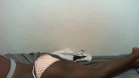 Snapshot of starry_sweetie chatting on 10.02.25 sweetgirl online show from 10.02.25