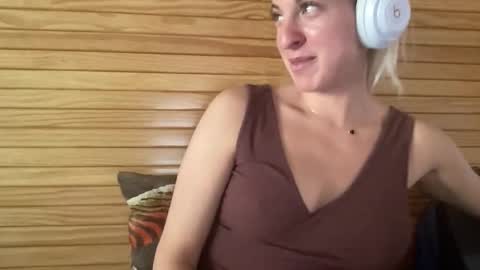 Snapshot of stassiethatsororitygirl chatting on 01.07.26 Stassiethatsororitygirl online show from 01.07.26