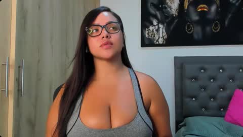 Snapshot of staywithme_x chatting on 10.27.25 Melany online show from 10.27.25