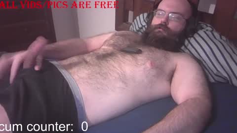 Snapshot of stealthytuna95 chatting on 09.20.25 mike online show from 09.20.25