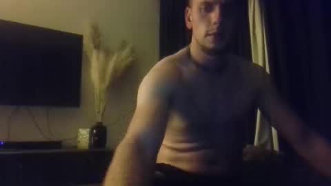 steefje2001 online show from 11.28.25