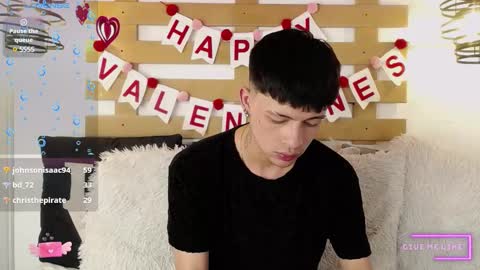 Snapshot of steev_novoa chatting on 02.08.25 Steev online show from 02.08.25