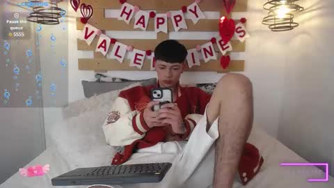 Snapshot of steev_novoa chatting on 02.11.25 Steev online show from 02.11.25