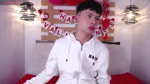 Snapshot of steev_novoa chatting on 02.12.25 Steev online show from 02.12.25