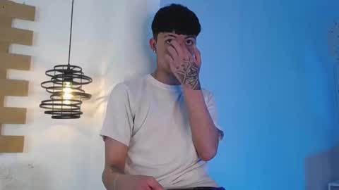 Snapshot of steev_novoa chatting on 03.07.25 Steev online show from 03.07.25