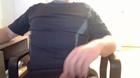 Snapshot of stefan2580 chatting on 10.30.25 Stefan online show from 10.30.25