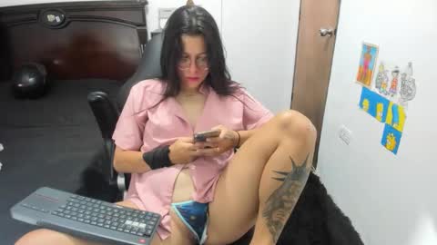 Snapshot of stefan_litleee chatting on 09.17.25 julieth-cancer online show from 09.17.25