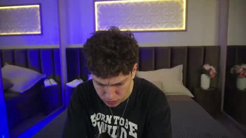 Esrefan online show from 03.19.26