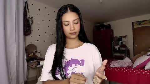 Im MiaIts my first day here  online show from 02.16.26