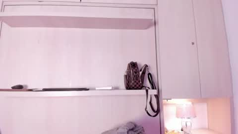 stefannyevans_ online show from 08.08.26