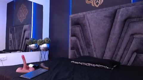 Stefany Brown online show from 02.24.25