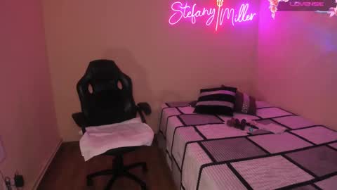 stefany online show from 02.27.25