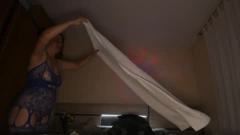 Snapshot of stefanyhotmilf chatting on 05.20.26 stefany online show from 05.20.26