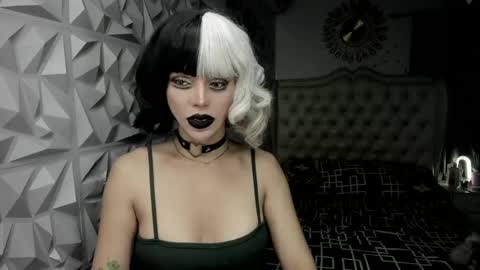 Jane online show from 04.20.26
