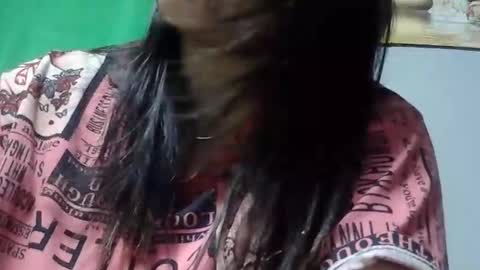 Snapshot of steffani_love chatting on 10.08.25 steffani_love online show from 10.08.25