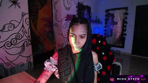   online show from 10.07.25