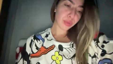 stefy_glow online show from 11.17.25