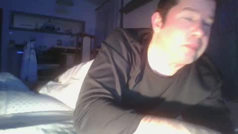 Snapshot of steki038434 chatting on 12.21.25 steki038434 online show from 12.21.25