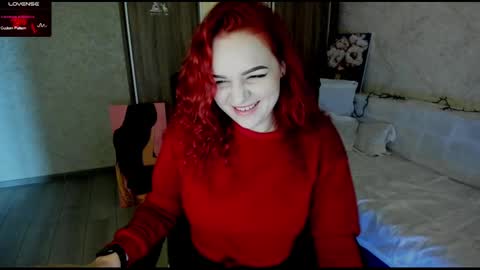 Snapshot of stella__cox chatting on 01.18.25 Stella Cox online show from 01.18.25