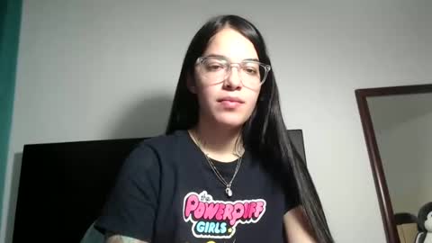 Snapshot of stella_art chatting on 02.11.25 Stella online show from 02.11.25