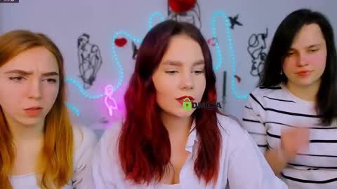 stella_flower online show from 02.23.26