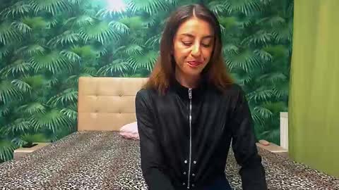 Snapshot of stella_john chatting on 12.02.24 Stella John online show from 12.02.24