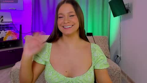 Snapshot of stella_pretty0 chatting on 03.09.25 Stella online show from 03.09.25